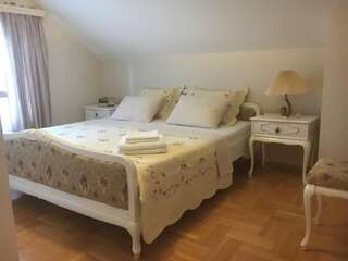 Гостевой дом Kairos Rooms Тиват Номер с кроватью размера «king-size»-10